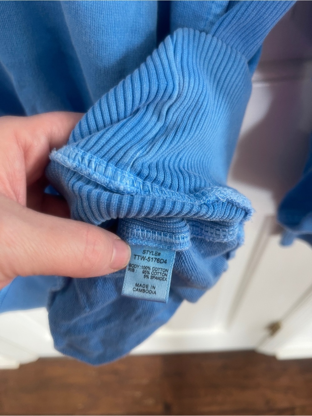 Zenana Pigment Dyed French Terry Crewneck Size Med Pullover Sweatshirt  Pocket - Picture 5 of 8